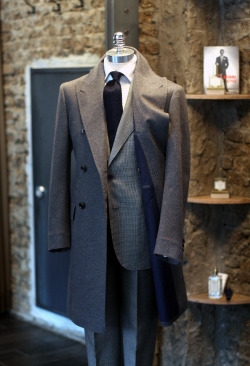 tailorablenco:   Handmade by Tailorable WineLabel. &ldquo;ULTIMATE LUXURY&rdquo; - Cashmere DB Coat. 