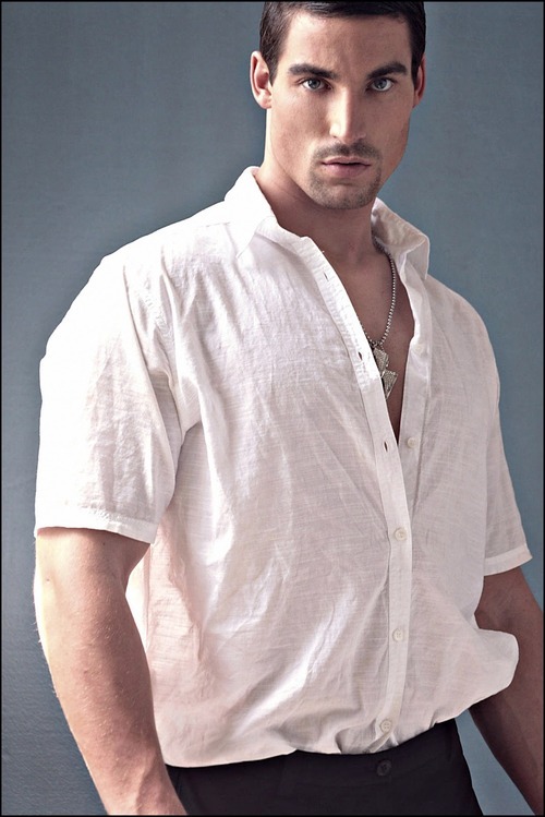 gaymadridboy:  Kevin Falk 