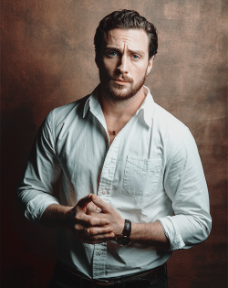 aarontjsource:  Aaron Taylor-Johnson, Los