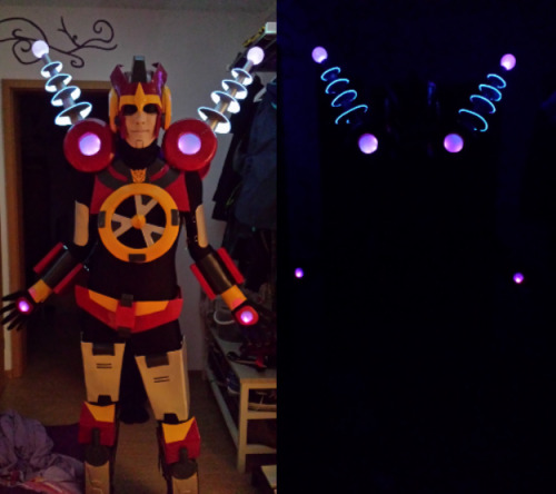 chaozrael: Finally had a little shooting with my finished Kaon cosplay!! Really happy with the outco