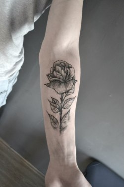 youngdreamerlove:  Pretty ! I love this tattoo ! -follow me