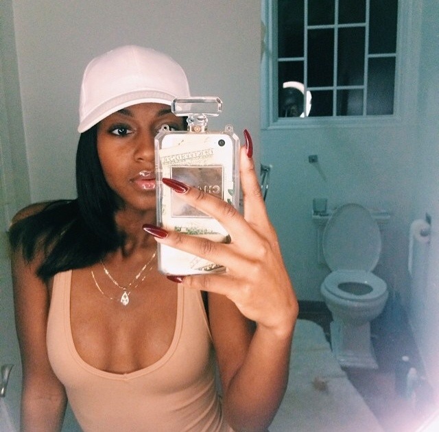 dollsofbeauty:  bombshellssonly:  Anida .  Dolls