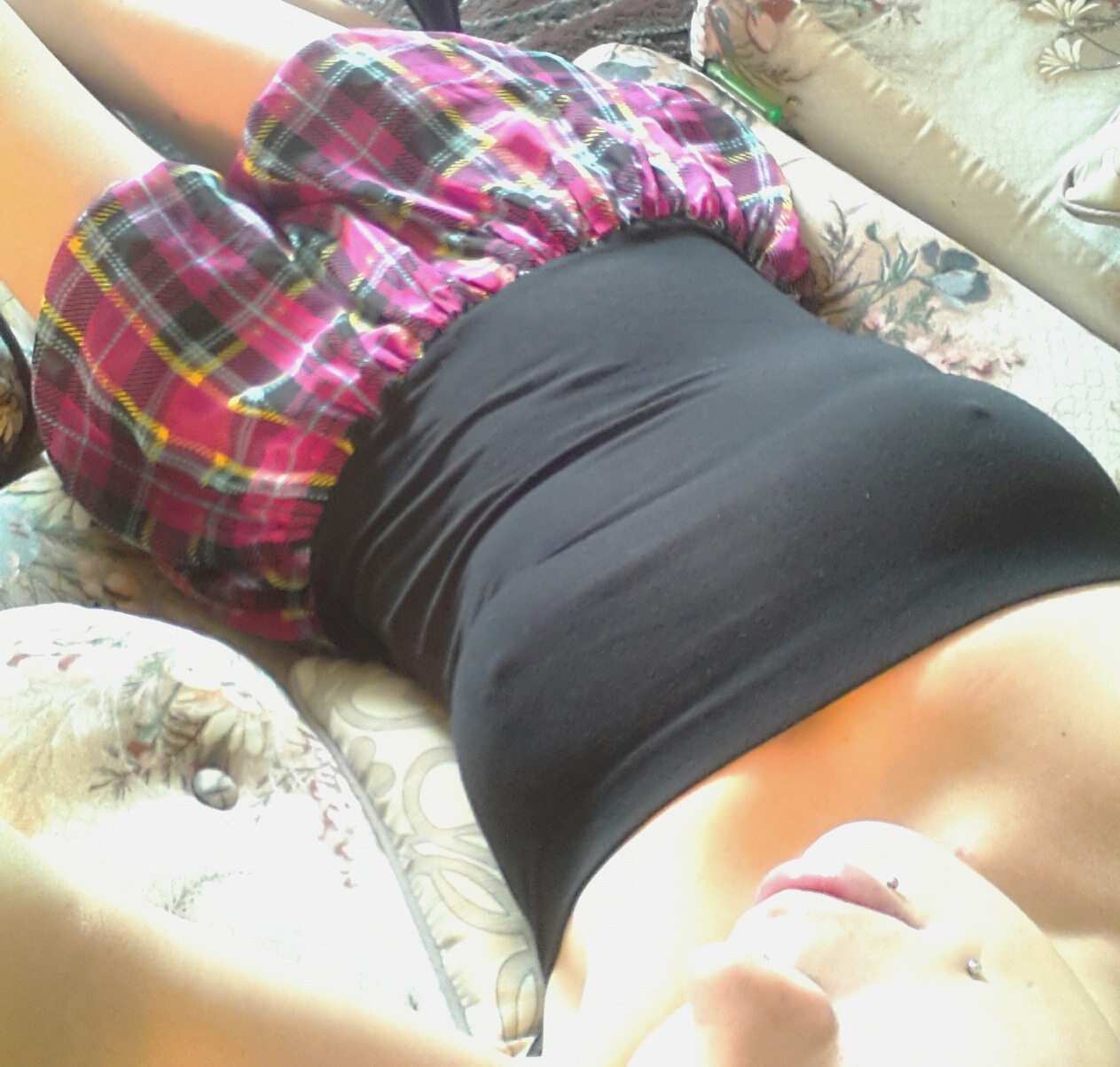 chickieblu:Just a quick tease ;)