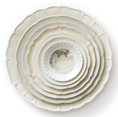 mymodernmet:
“ For her series Landscape Multiple, Helsinki-based artist Caroline Slotte carves and sands through stacked dinner plates to create porcelain pieces that feature delightfully surprising three-dimensional scenes.
”