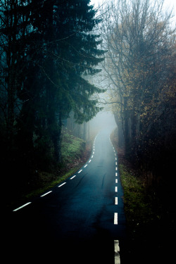 travelingcolors:  Road to nowhere | Norway (by Jostein Nilsen) 