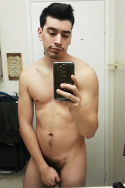 capsice:  So I was pleased with the way my body looked this morning so I thought I’d take a pic… 