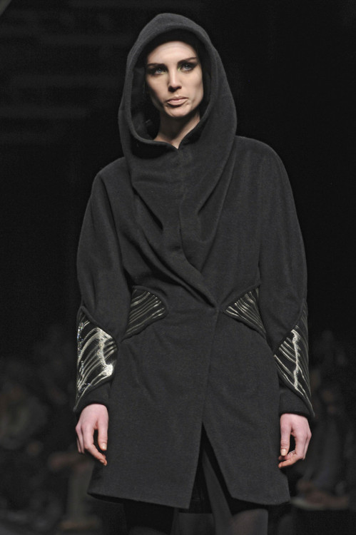 Federico Sangalli, Fall 2009What to wear in Angmar
