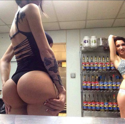 daily-thong-pics:  More ass @ Daily Thong Pics ♥