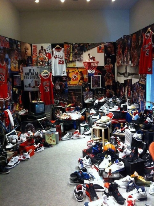 phuckindope:  Crazy Jordan Collection.