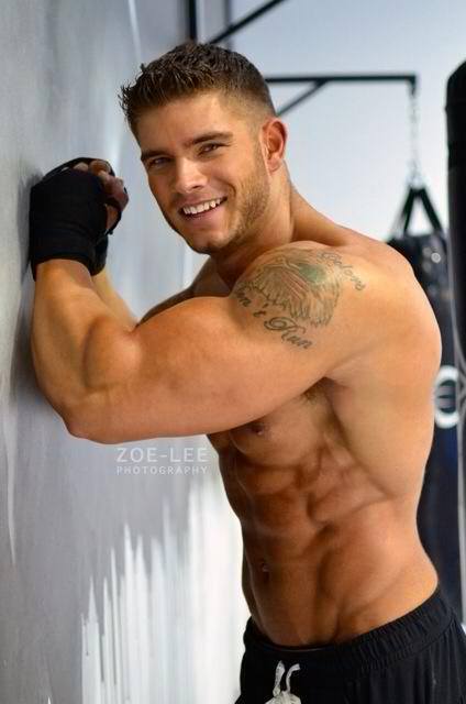 musclehunkymen:  Muscle cute and hot! 