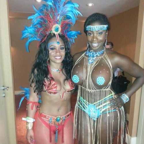 satanwantsmysoul:  Sibongile Cummings and Tahiry at Carnival
