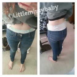 littlemissybaby:  Tehe hiding under my jeans