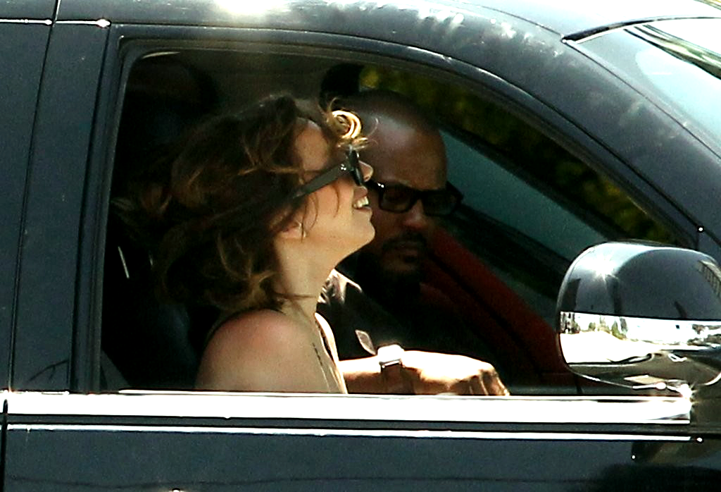 stateoftheartpop:  disneyprincess-high:  gagaroyale:  Gaga spotted yesterday in Los