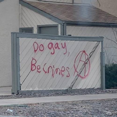 radicalgraff: “Do Gay Be Crimes” Seen in Boulder, Colorado 