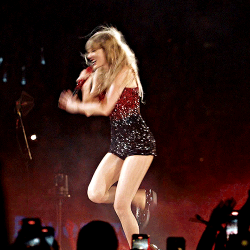 TAYLOR SWIFT: THE ERAS TOURWE ARE NEVER EVER GETTING BACK TOGETHER