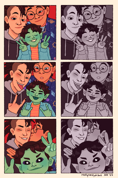 reallyhardydraws: curious-subject family photobooth snaps  my commission info  