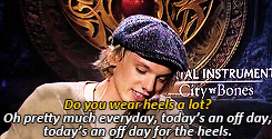 jamiecb:  @JamieBower: Paris (not Hilton). I am in you. X  WTF is the 3rd gif? Rob and Jamie&hellip; Can anyone explain me this?