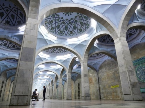 archatlas:Uzbekistan’s Secret UndergroundAfter the ban on photographing the Tashkent metro in 