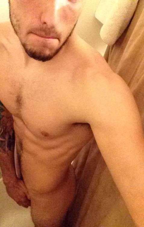 straightdudesnudes:  Brent is a hot stud with tats and a dirty mouth! Definitely a top option for your group vids. ;)