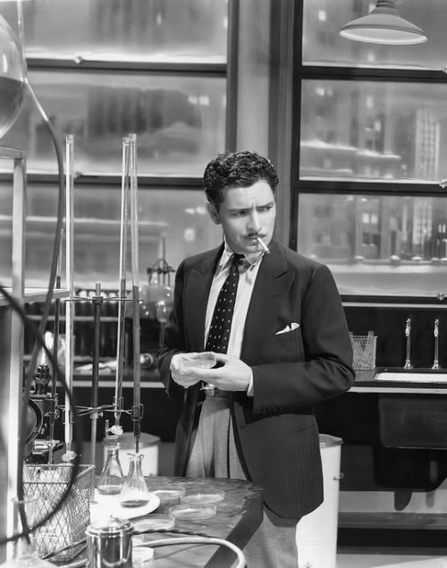 matineemoustache: Ronald Colman in Arrowsmith,1931