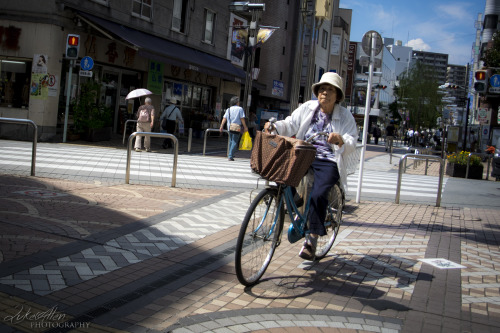 watch out, old lady&rsquo;s about. Hachioji