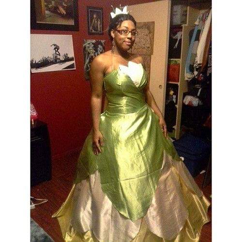 spacegoddessanu:littlemisslashae:Tiana, y’all! A huge thank you to Khayla for helping me along