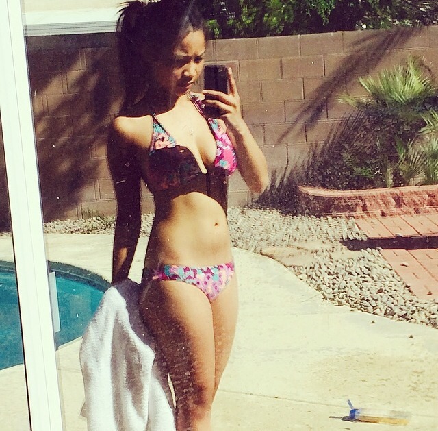 sammdelamhaym:  It’s not perfect but I’m beginning to love my body 