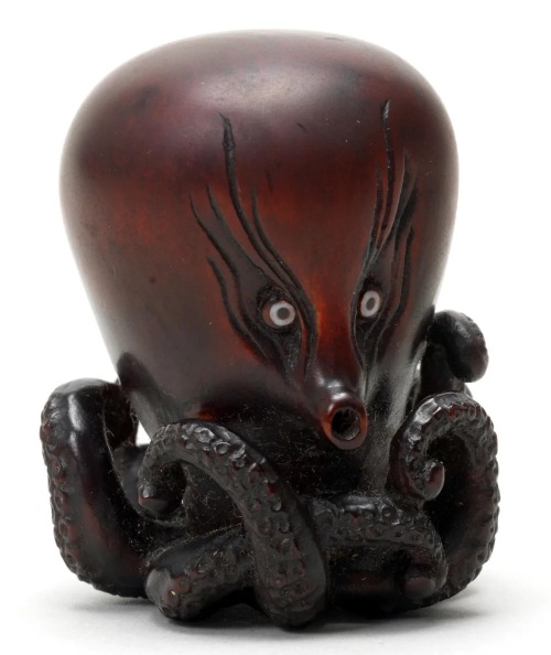 Carving Of An Octopus. Japan, 19th Century.