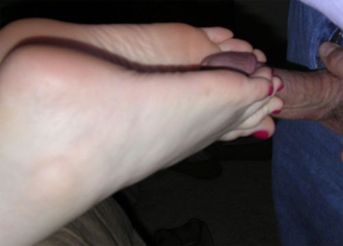 wikifootjob:  Footjob http://www.greatfeet.com