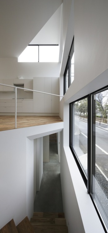 jpn-arch:  Spiral Window House // Alphaville {ph cr. Kai Nakamura}