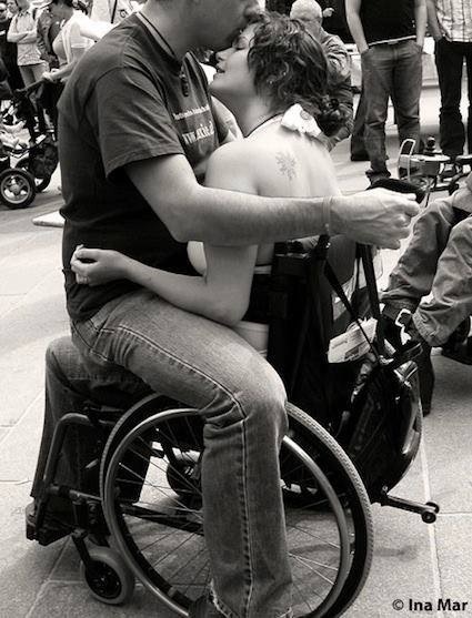 lesliecravinglife:  tallmichiganman:  yoursensualsub:  Love knows no differences