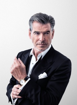 men-men-everywhere:  Pierce Brosnan 