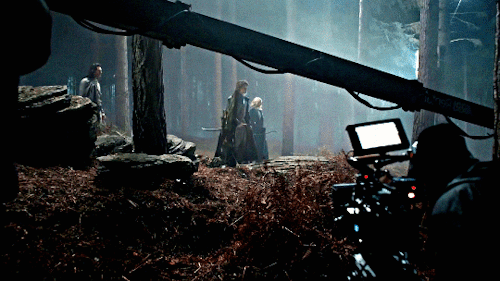 ROBERT ARAMAYO As ELROND In Season 2 Of The Rings Of Power Behind The Scenes