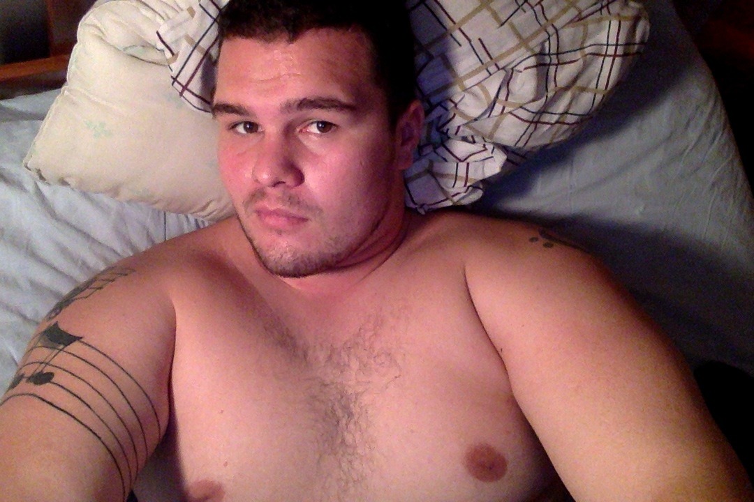 sandfda90:  Time for bed. Haven’t taken full torso pics so might as well go for