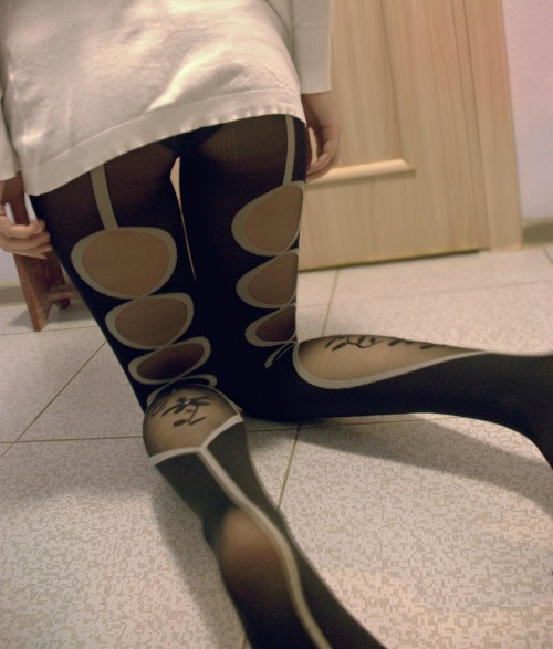 misskittin2:i love not only stockings, but also pantyhose  (ღ˘⌣˘ღ) You can help my blog - here :