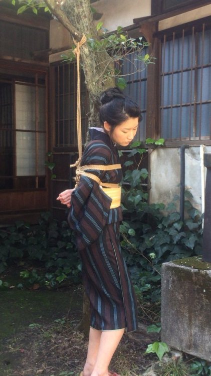 japanesebdsmofficial:  Shibari Naka AkiraModel Itsuka Hizuki