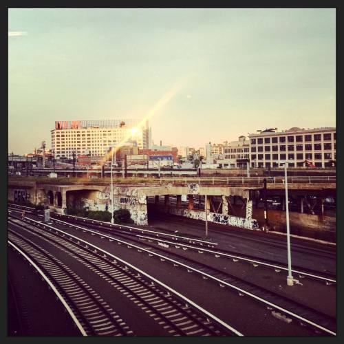 LIC #longislandcity #lic #queens #newyork #nyc #newyorkcity #nysummer #nytravel #subway #metro #nyme