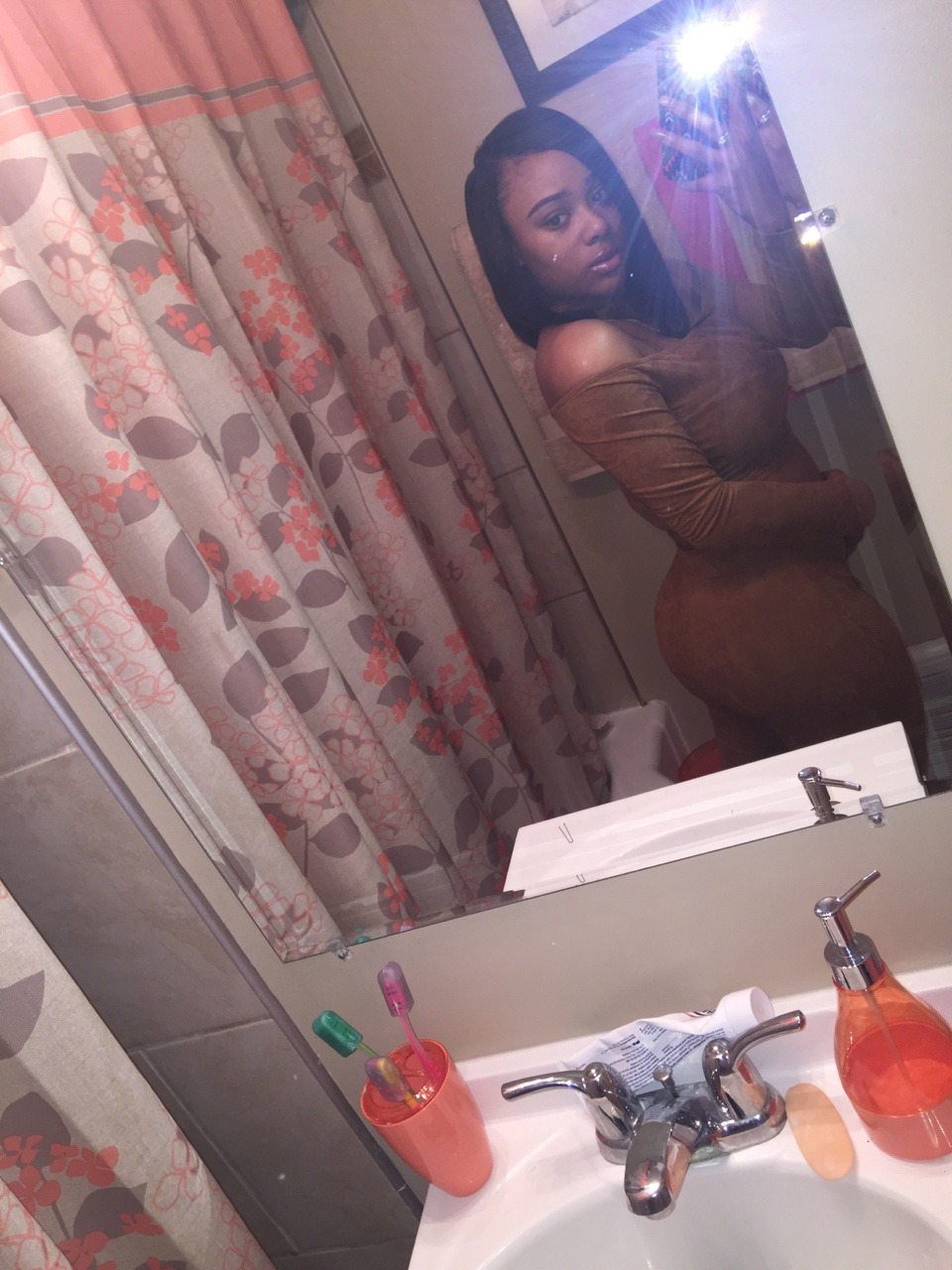 youknowniecey:  Instagram: @youknowniecey____