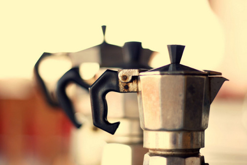 simobutterfly:Caffè by Ivana Barrili on Flickr.Caffè