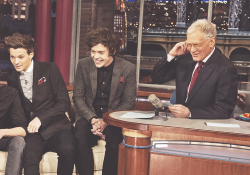 dailyonedirection:  One Direction on The Late Show with David Letterman - airs December 7 11:30pm EST 