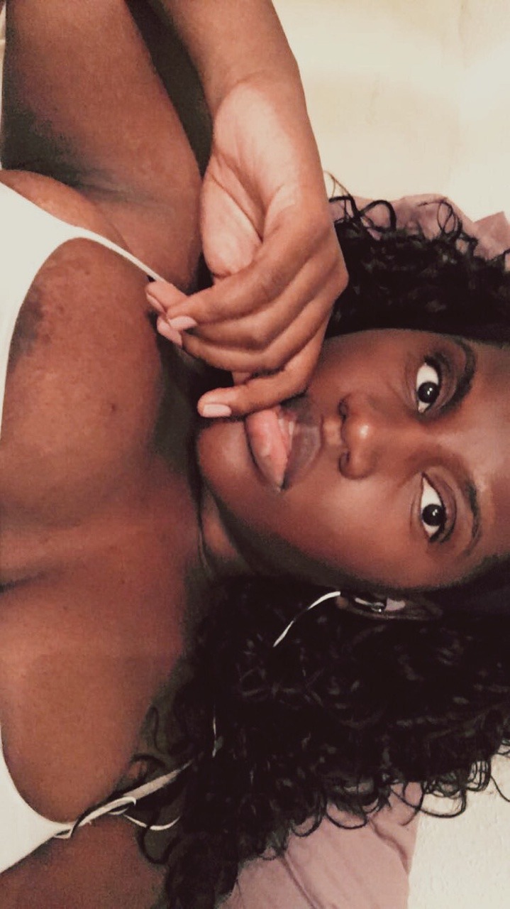 lionmighty:  bxtchrelax:  7mangoes:  currently  Baby😍😍😍  She’s so pretty.