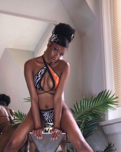 Sex blackfashion:Instagram.com/chyna_godiva  pictures