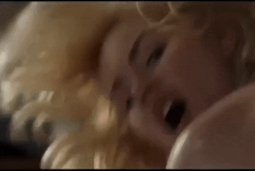 Elisha Cuthbert 