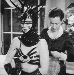 tippihedrens:How to dress up for Halloween - by Norma Shearer