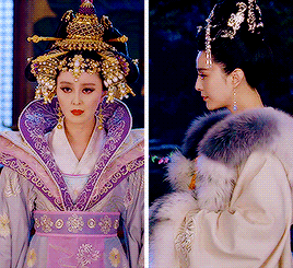 borgiapope:Favorite Wu Zetian costumes from The Empress of China (requested by @sksksksnd)
