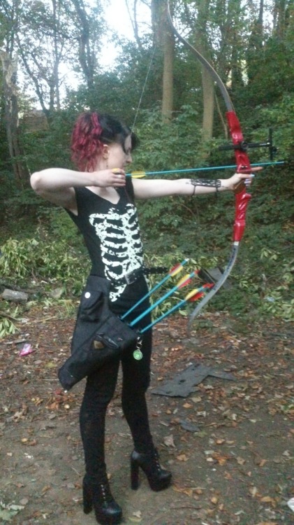 pinkstarsfallinginreverse: Went shooting today.. Discovered I am actually a natural archer :D Nice H