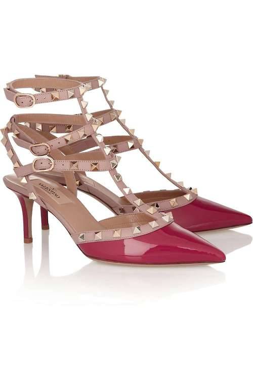 :: High Heels Blog :: Rockstud leather pumpsSearch for more Heels by Valentino on… via Tumblr