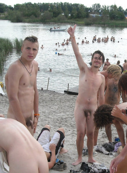 dudes-naked: Reblog from nude-beach-dudes,