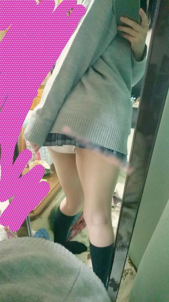 おんなのこのあし