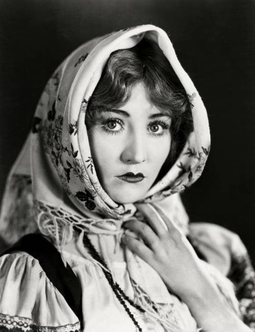 Betty Compson Nudes &amp; Noises  